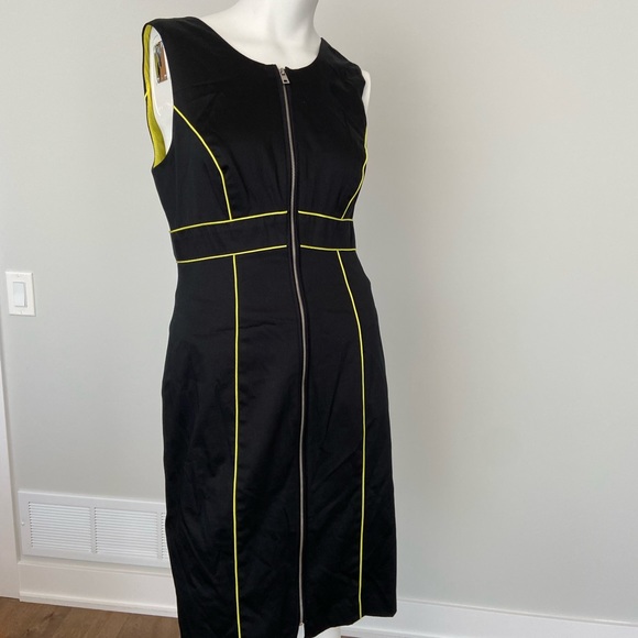 Knee length black dress with yellow accents - Picture 9 of 9